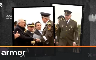 Cienfuegos reaparece en evento militar: AMLO le entrega presea en Veracruz