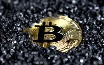 Mujer enfrenta juicio en Londres por presunto lavado de bitcoins en un fraude por 6,300 mdd